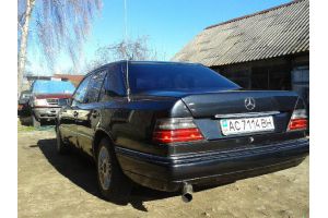 Mercedes-Benz/E-class sedan,2.0(1992 г.)
