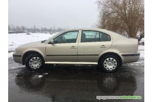 Skoda/Octavia Tour,1.6(2005 г.)