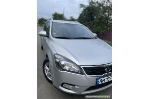 KIA/Ceed,1.6(2010 г.)