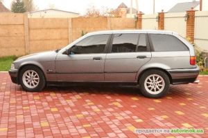 BMW/3 Series Sedan,2.5(1996 г.)