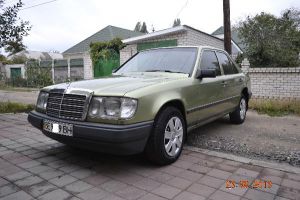 Mercedes-Benz/E-class sedan,2.3(1986 г.)