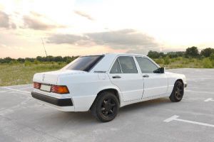 Mercedes-Benz/E-class sedan,2.6(1993 г.)